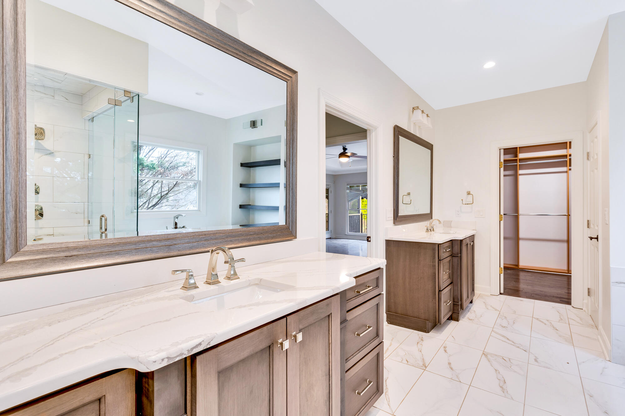 9928 Frost Ridge Drive Ooltewah, TN 37363 - Photo 25 of 82 Primary Bathroom