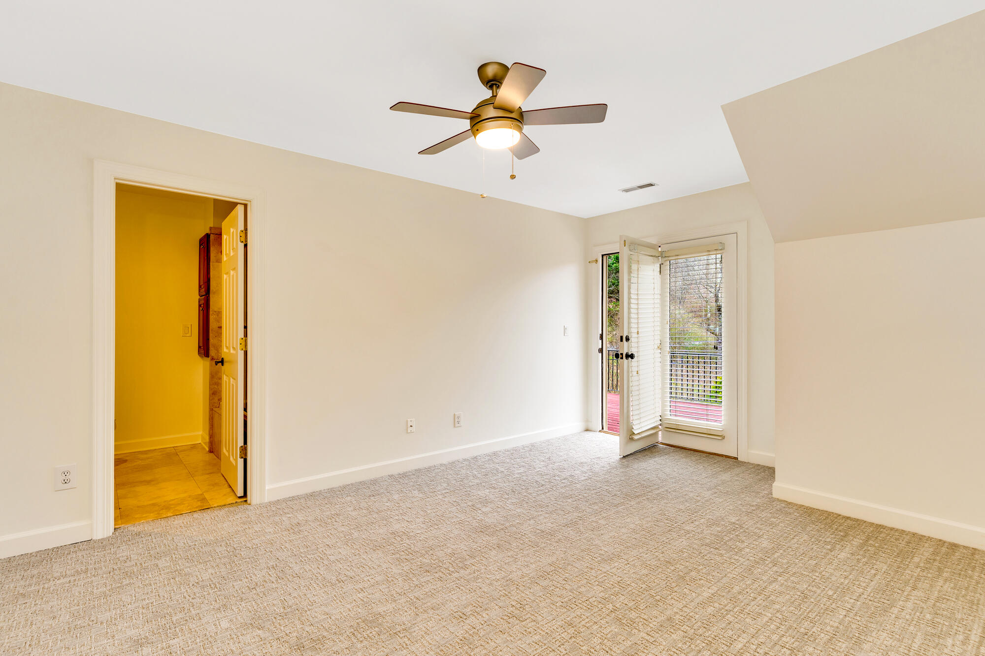 9928 Frost Ridge Drive Ooltewah, TN 37363 - Photo 34 of 82 Bedroom