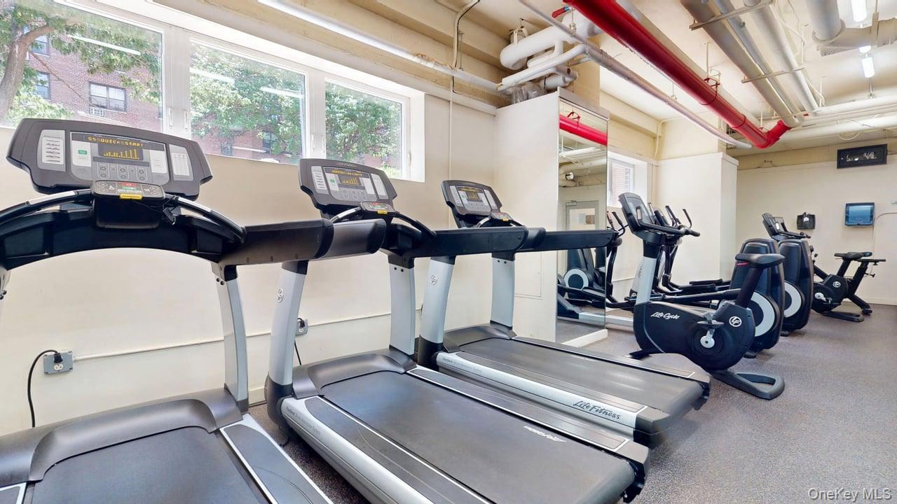 102-30 66th Road, Unit 10E Queens, NY 11375 - Photo 39 of 39