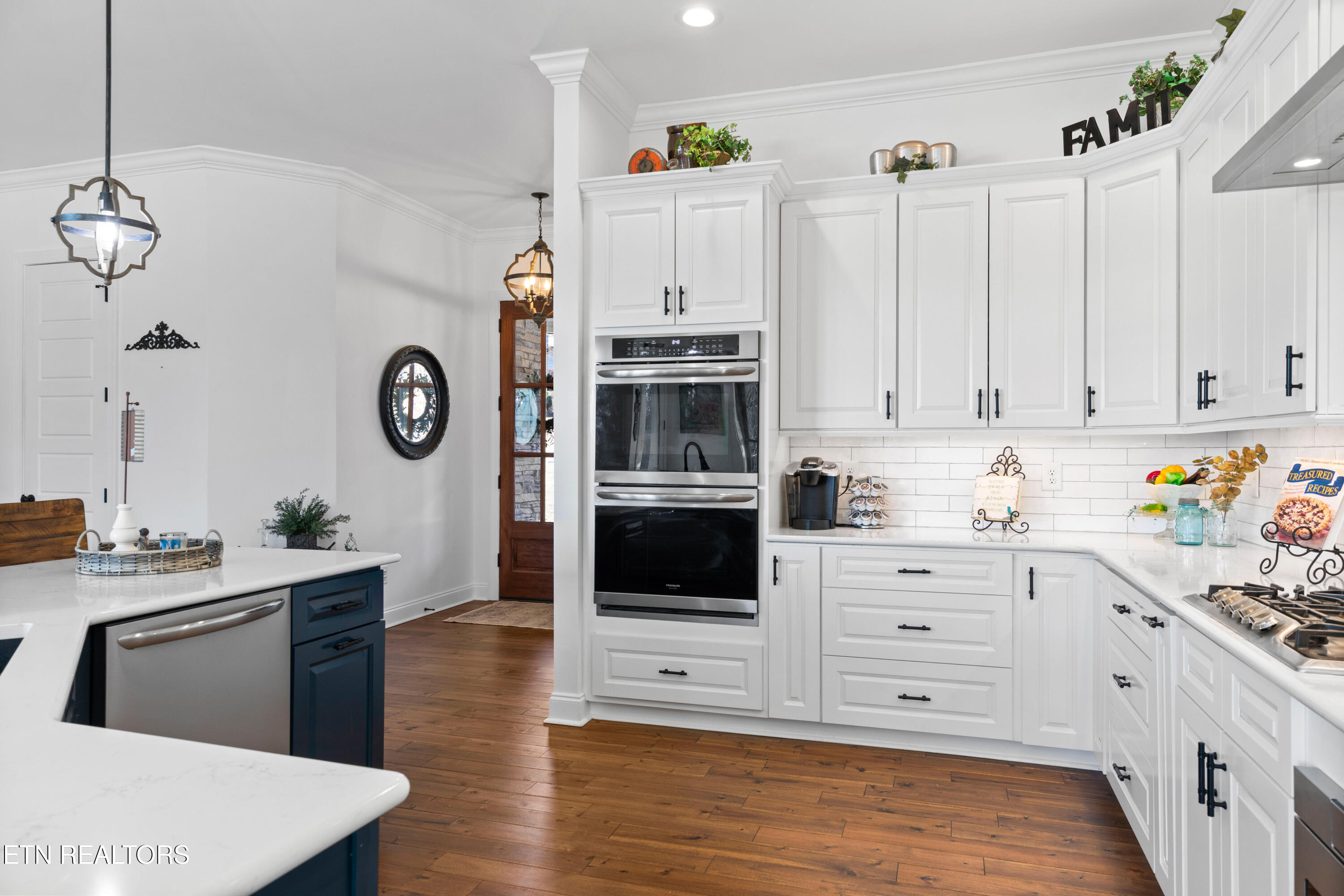 650 Enclave Point Kingston, TN 37763 - Photo 16 of 52 kitchen