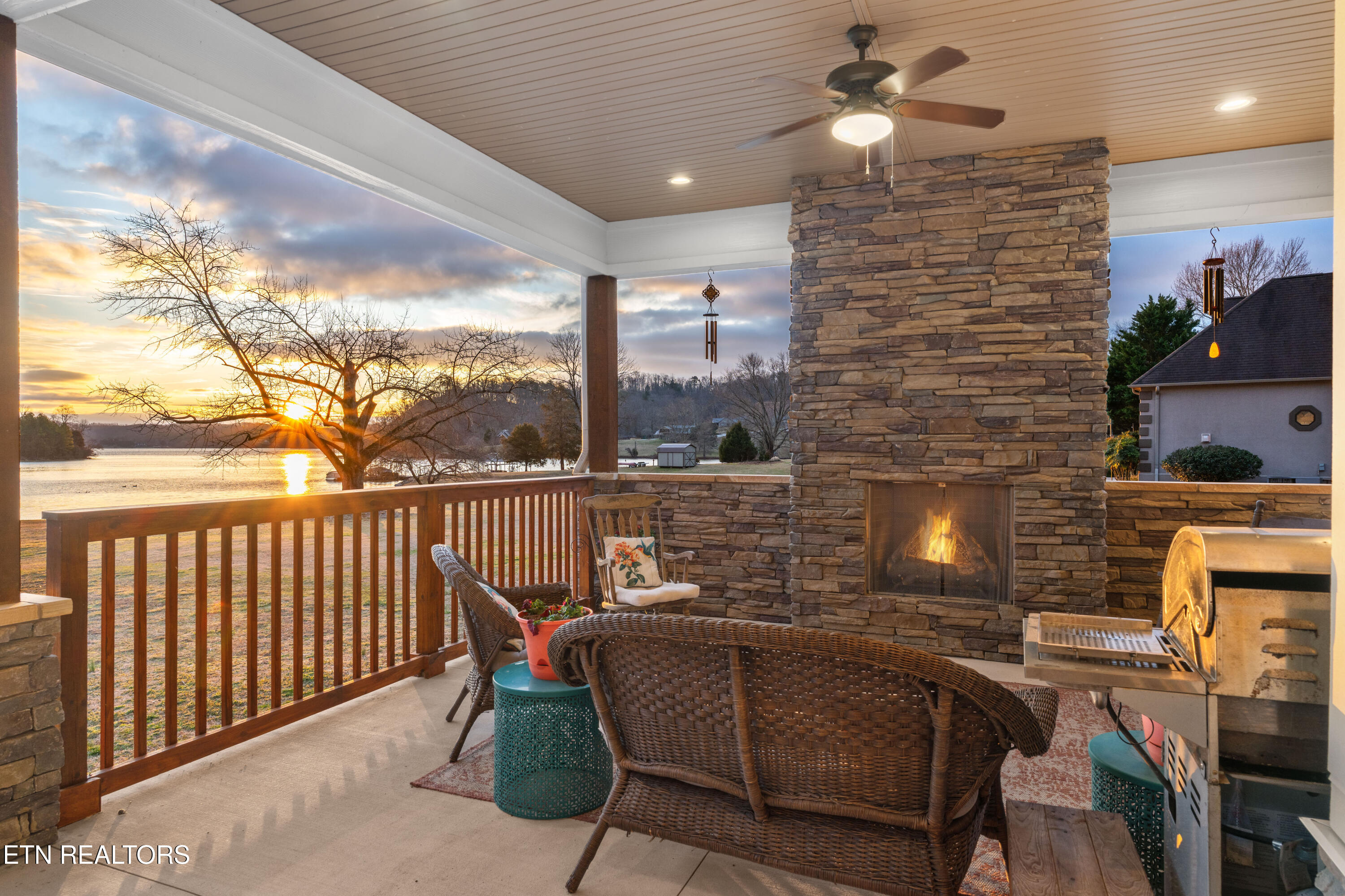 650 Enclave Point Kingston, TN 37763 - Photo 34 of 52 sunrise on the back porch
