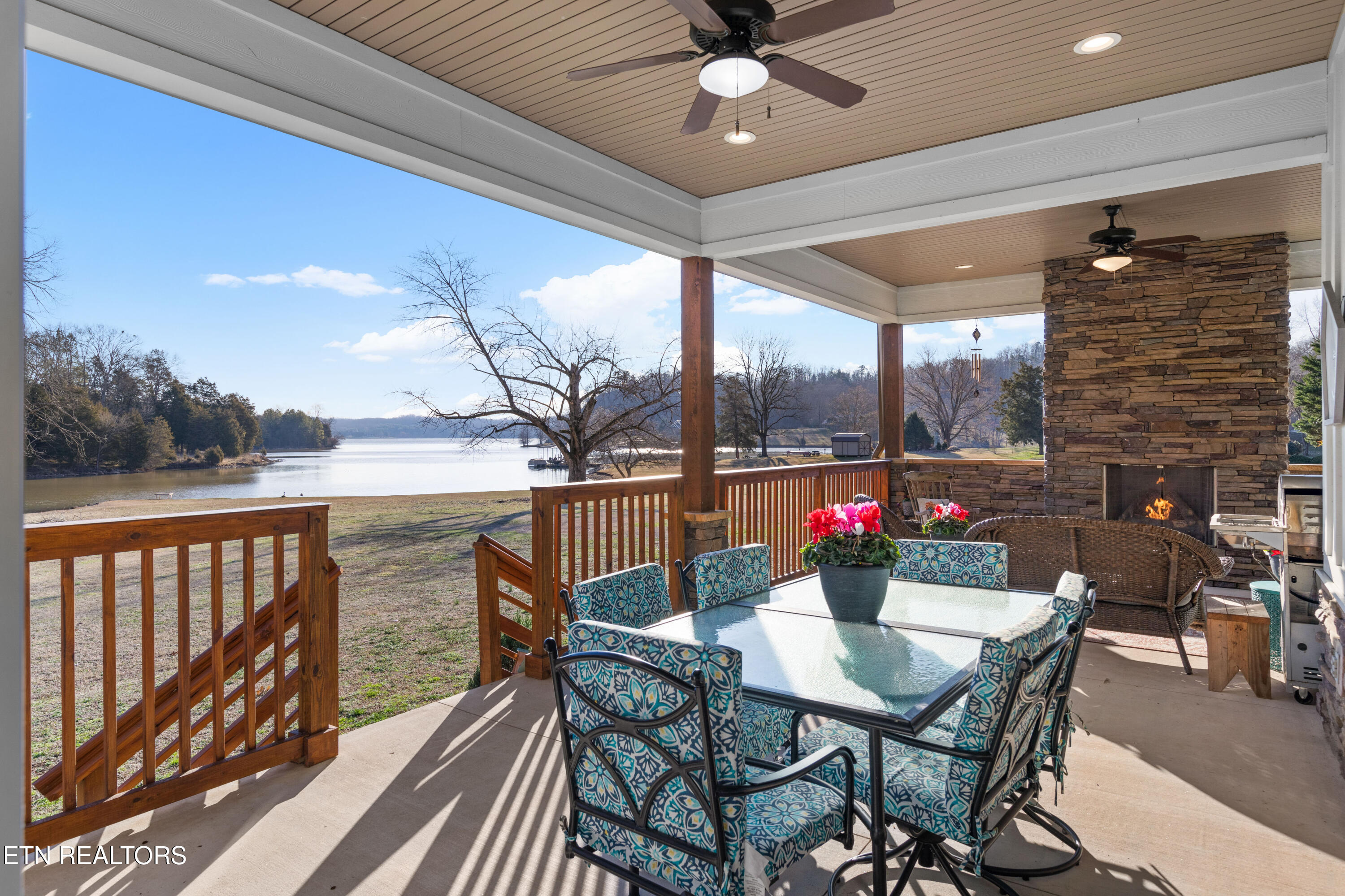 650 Enclave Point Kingston, TN 37763 - Photo 35 of 52 back porch