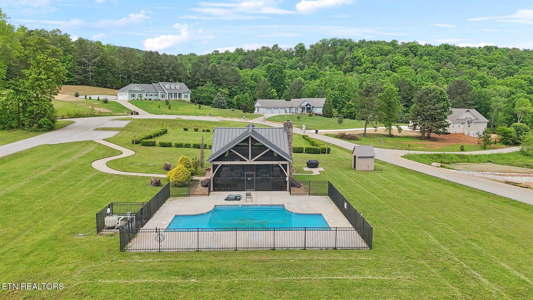 650 Enclave Point Kingston, TN 37763 - Photo 43 of 52 neighborhood pool