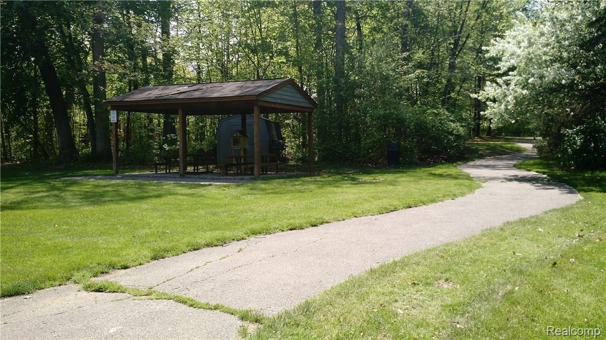 1186 Thames Drive Rochester, MI 48307 - Photo 27 of 30 Sub facility
