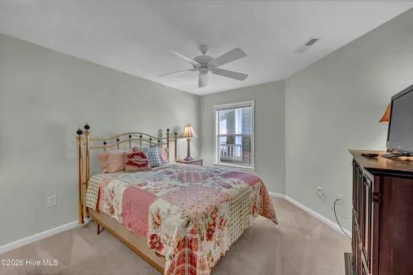 $1,600 | 4130 Breezewood Drive, Unit 201, Wilmington, NC 28412