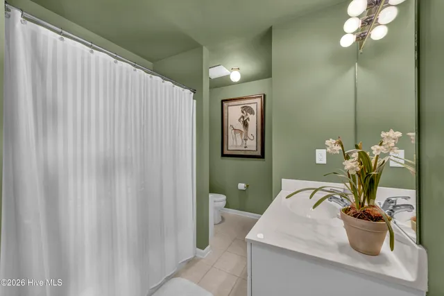 $1,600 | 4130 Breezewood Drive, Unit 201, Wilmington, NC 28412