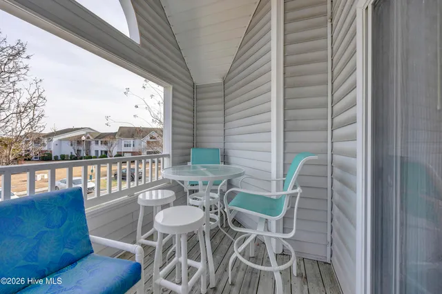 $1,600 | 4130 Breezewood Drive, Unit 201, Wilmington, NC 28412