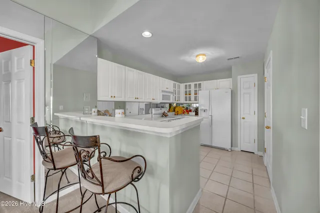 $1,600 | 4130 Breezewood Drive, Unit 201, Wilmington, NC 28412