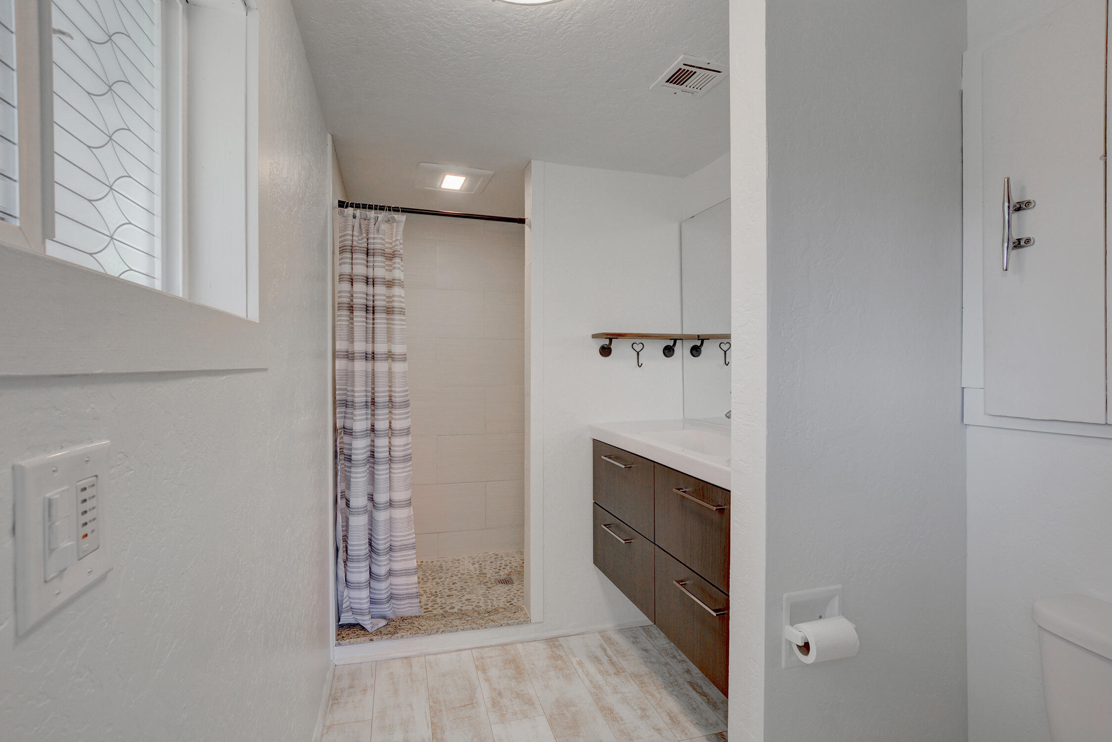 7441 Maple Lane Central Point, OR 97502 - Photo 31 of 68 35