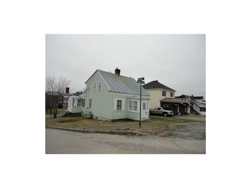 77 School Street Millinocket, ME 04462 - Photo 14 of 14 Exterior Front.