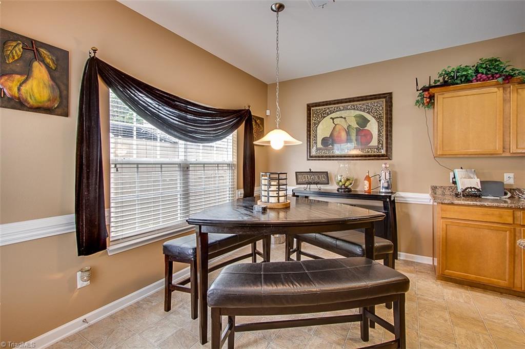 891 Hedgepath Terrace High Point, NC 27265 - Photo 12 of 30 Gallery Image 12