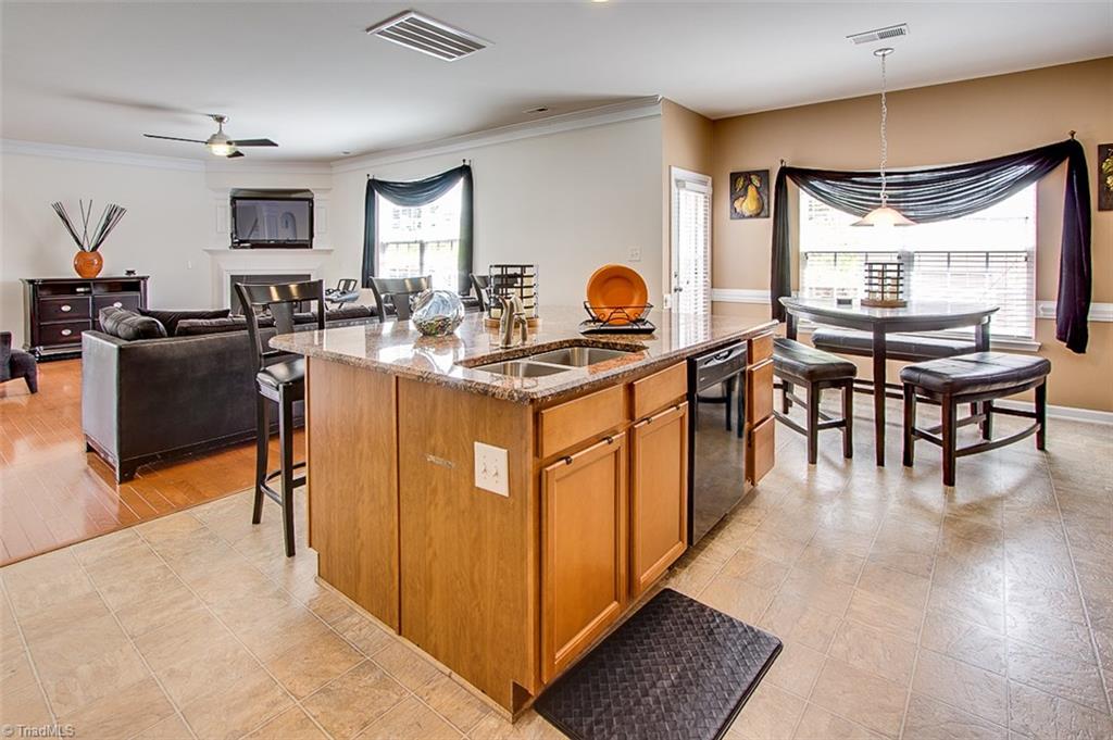 891 Hedgepath Terrace High Point, NC 27265 - Photo 15 of 30 Gallery Image 15