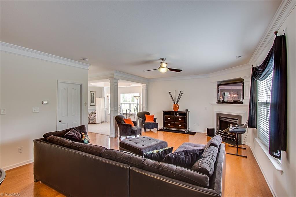 891 Hedgepath Terrace High Point, NC 27265 - Photo 9 of 30 Gallery Image 9