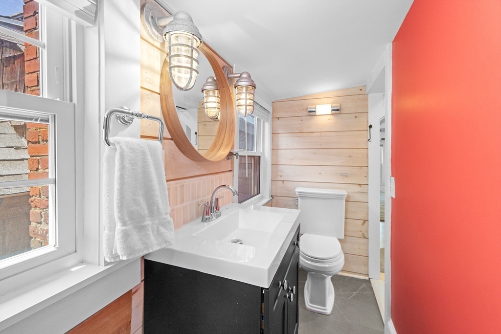 4 Middle Road Rockport, MA 01966 - Photo 14 of 37