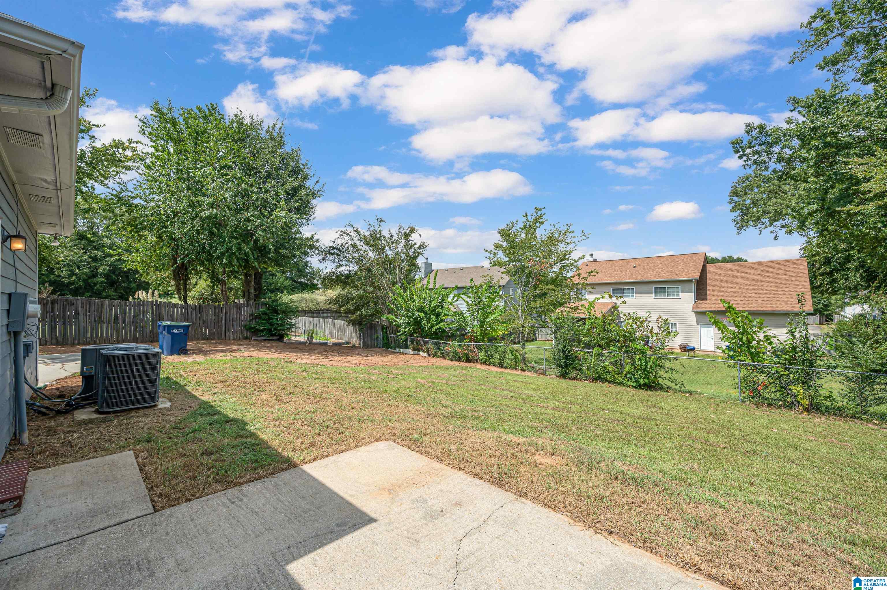 136 Blue Spring Place Alabaster, AL 35007 - Photo 39 of 41 Gallery Image 39