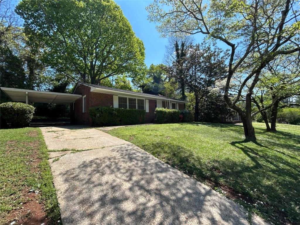 779 Casplan Street Southwest Atlanta, GA 30310 - Photo 2 of 16