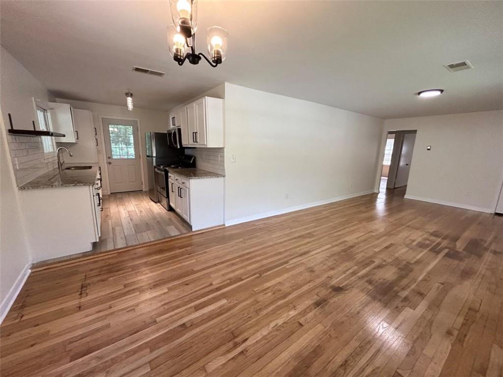 779 Casplan Street Southwest Atlanta, GA 30310 - Photo 4 of 16