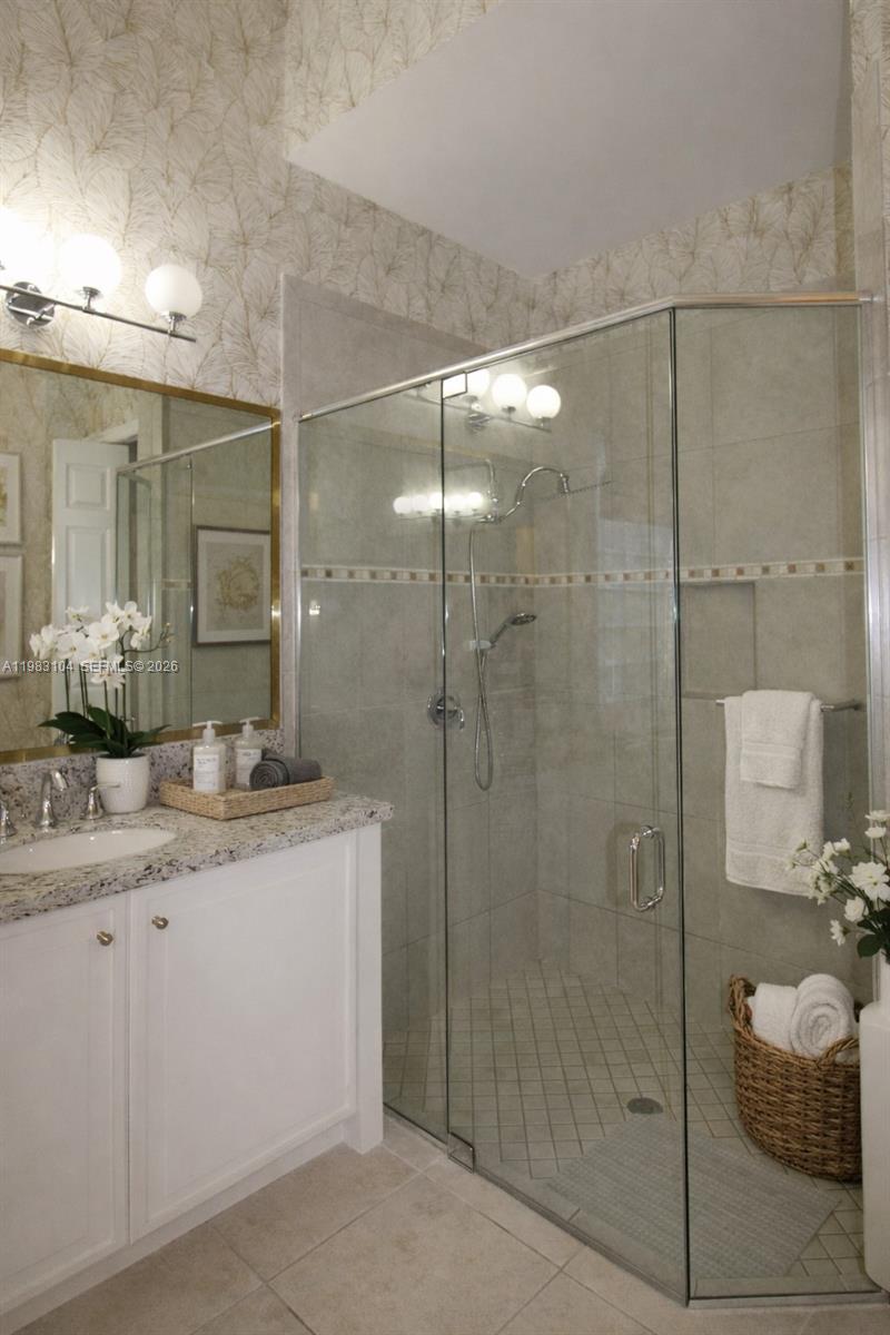 16969 Pavilion Way Delray Beach, FL 33446 - Photo 14 of 38 Primary Shower