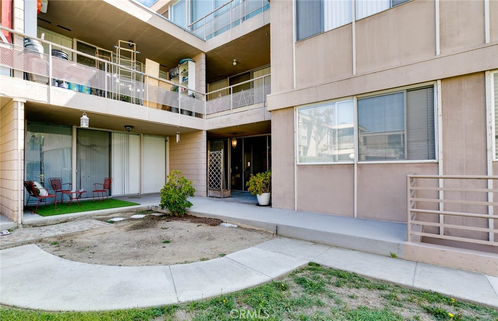 6979 Palm Court, Unit 141N Riverside, CA 92506 - Photo 20 of 23