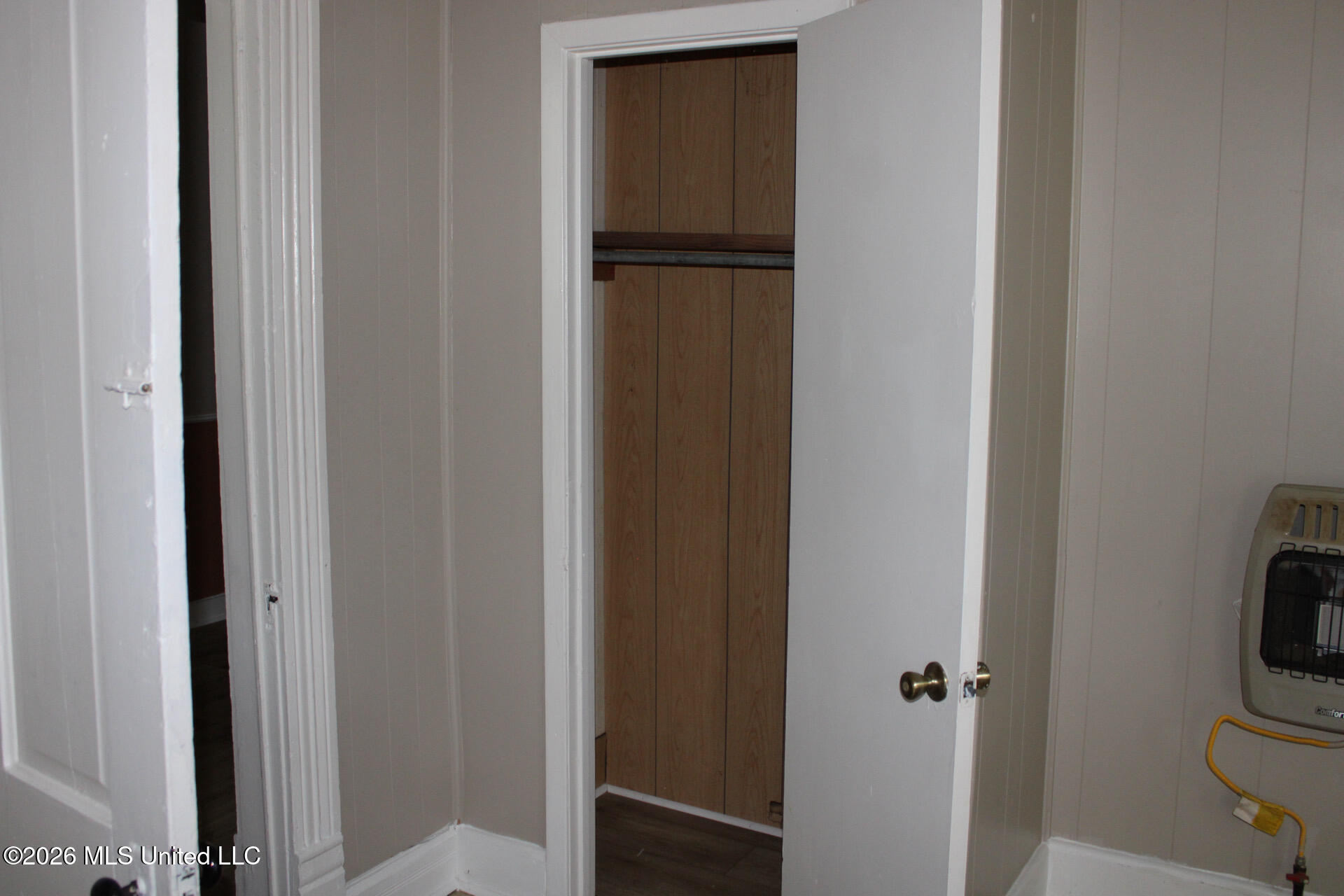 802 Union Street Brookhaven, MS 39601 - Photo 26 of 36 IMG_9956 15