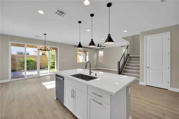 $2,900 | 9965 West Meranto Avenue, Las Vegas, NV 89178