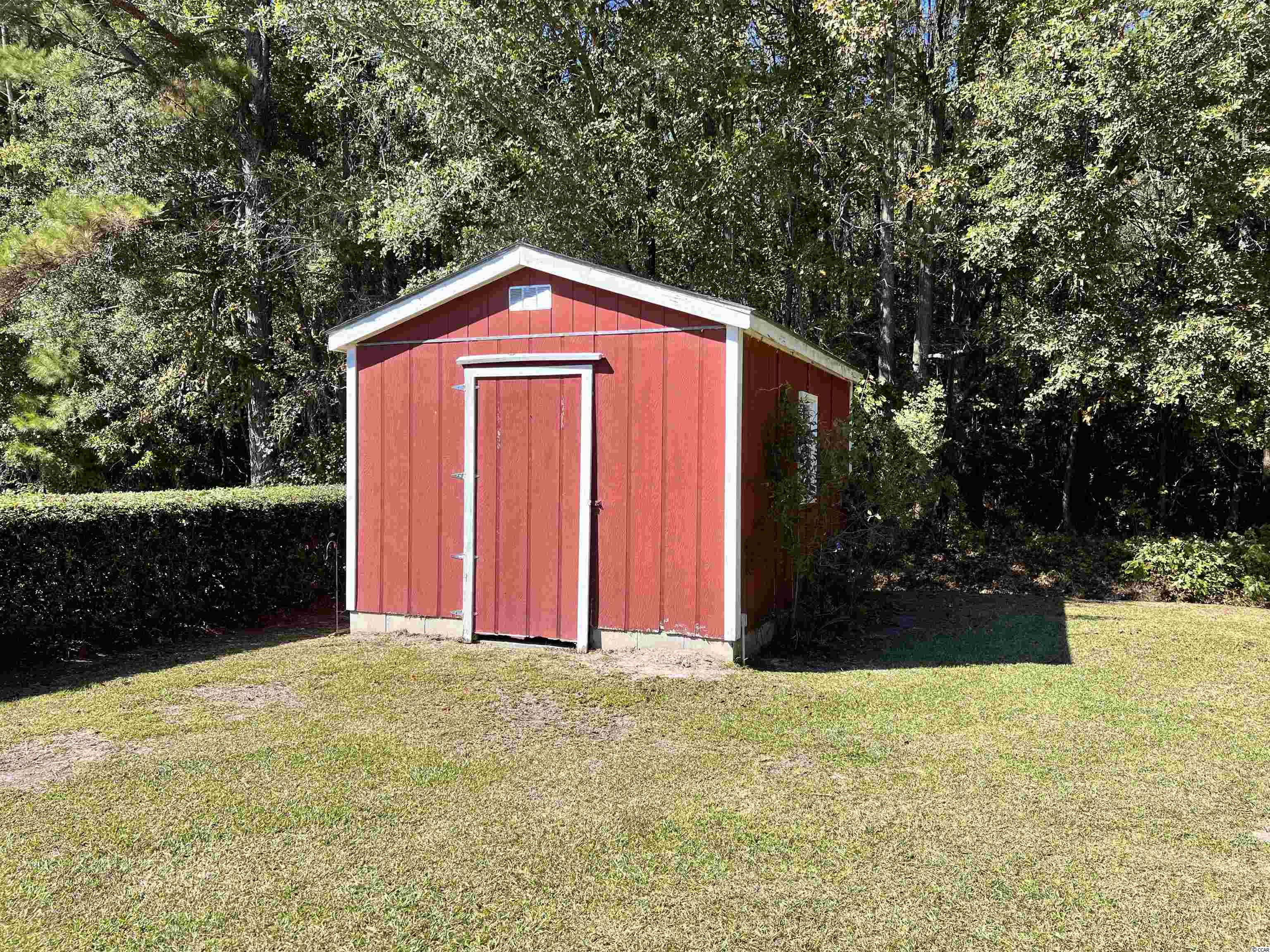5039 State Rd S-34-470 Mullins, SC 29574 - Photo 3 of 12 Gallery Image 3