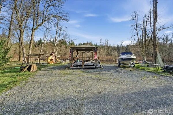 $599,950 | 34315 Tanwax Drive East, Eatonville, WA 98328