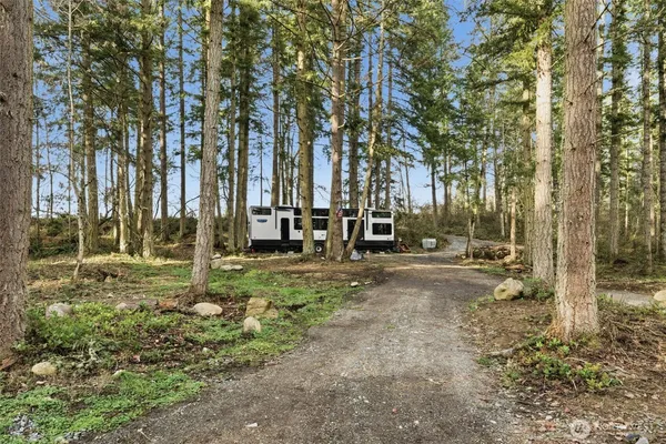 $599,950 | 34315 Tanwax Drive East, Eatonville, WA 98328