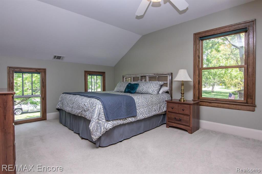 2645 Hickory Lawn Road Rochester Hills, MI 48307 - Photo 22 of 39