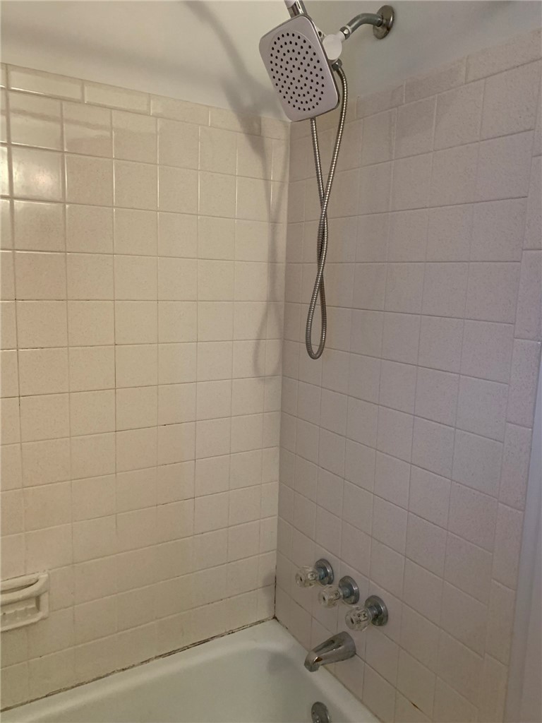 472 Elmgrove Road Greece, NY 14606 - Photo 13 of 19