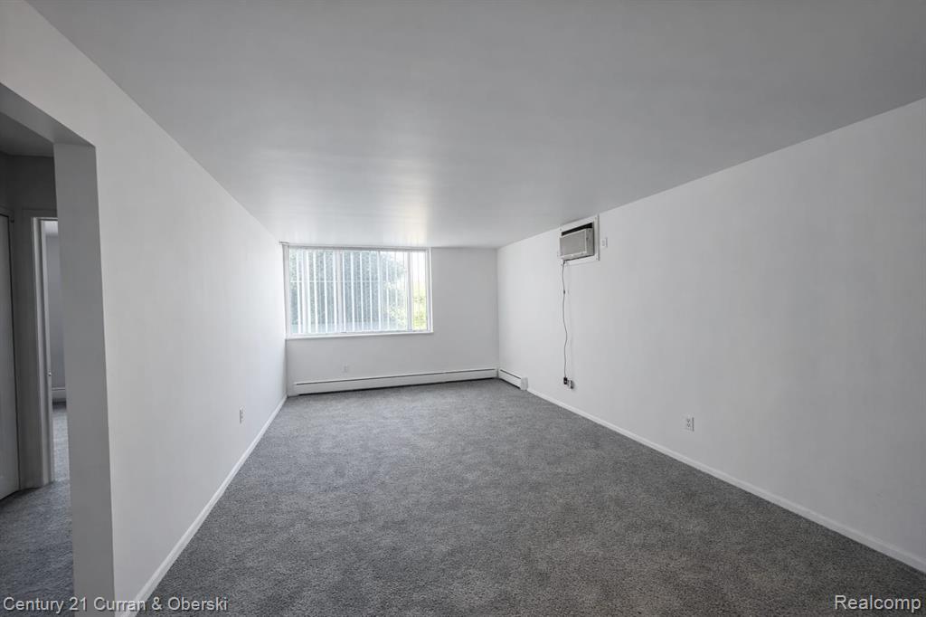 6035 Southfield Road, Unit 12 Detroit, MI 48228 - Photo 6 of 10