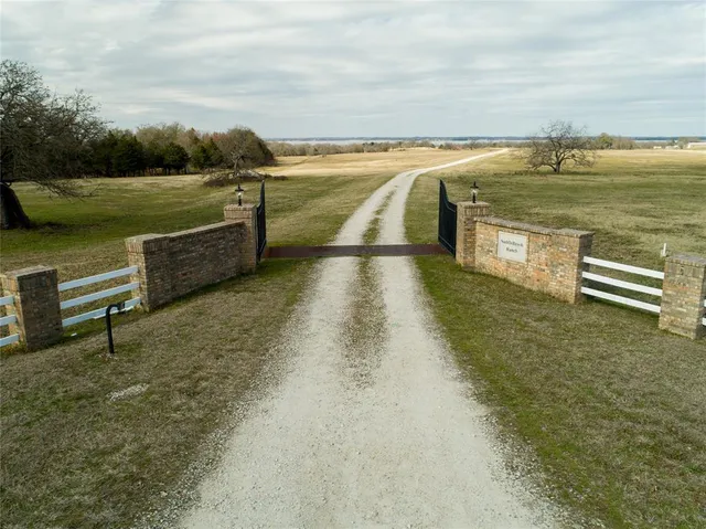 $3,800,000 | 14604 Southeast County Road 2370, Streetman, TX 75859