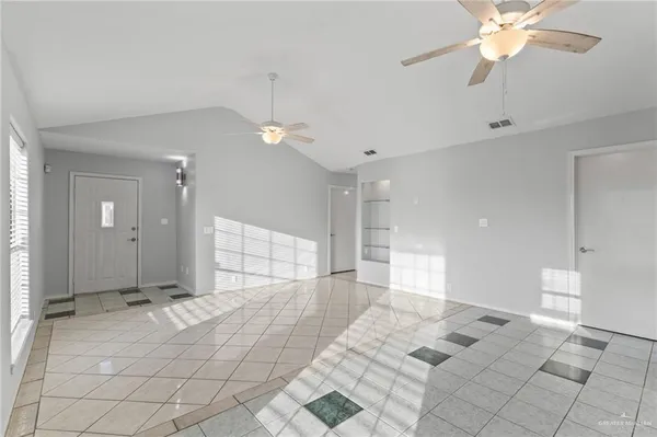 $1,900 | 200 East Nyssa Avenue, McAllen, TX 78501