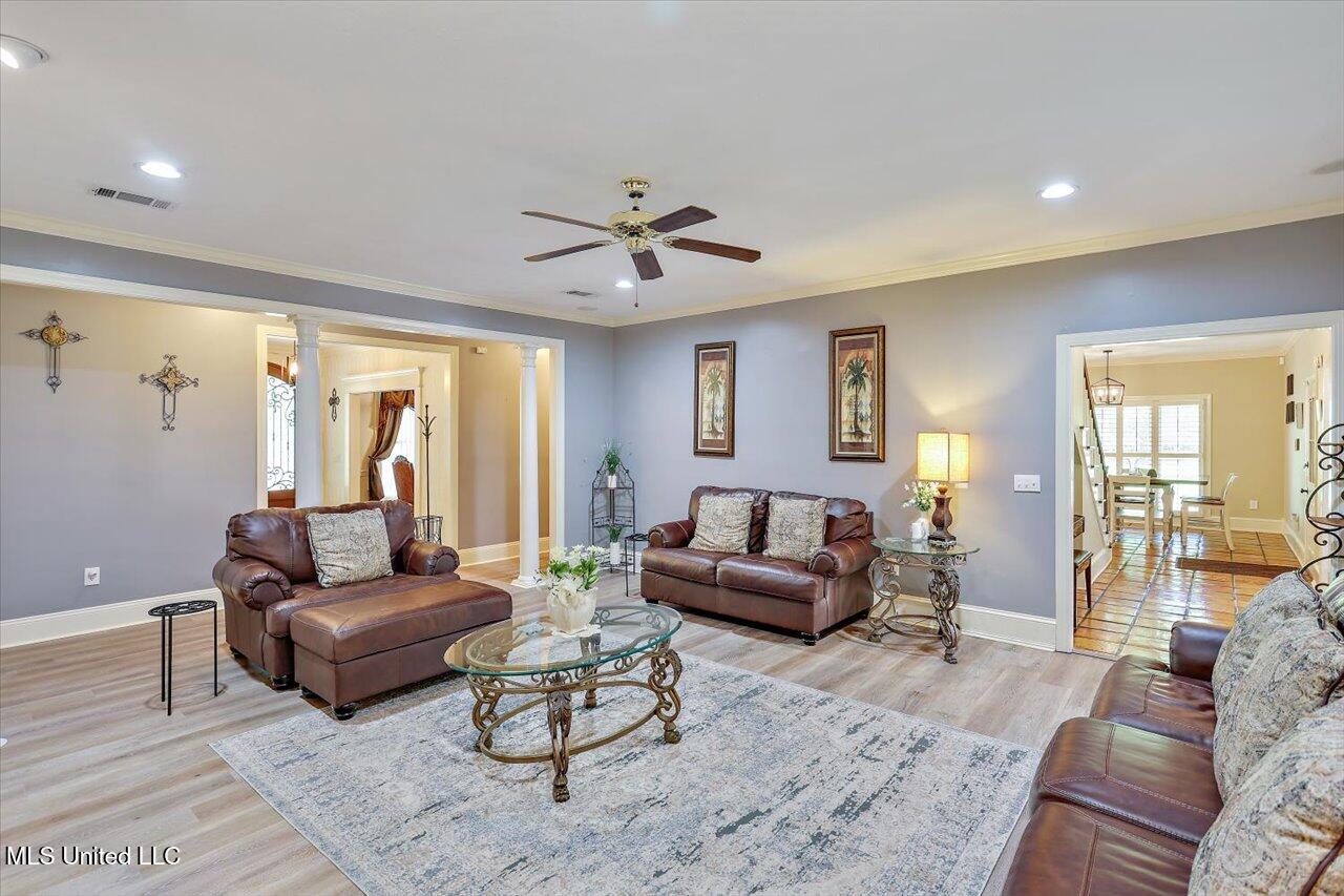 2 White Oak Place Clinton, MS 39056 - Photo 11 of 63 11-2 White Oak Pl