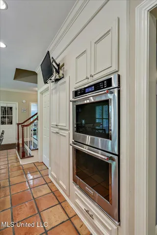 $469,900 | 2 White Oak Place, Clinton, MS 39056