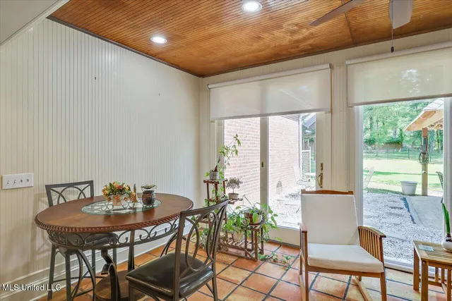 $469,900 | 2 White Oak Place, Clinton, MS 39056