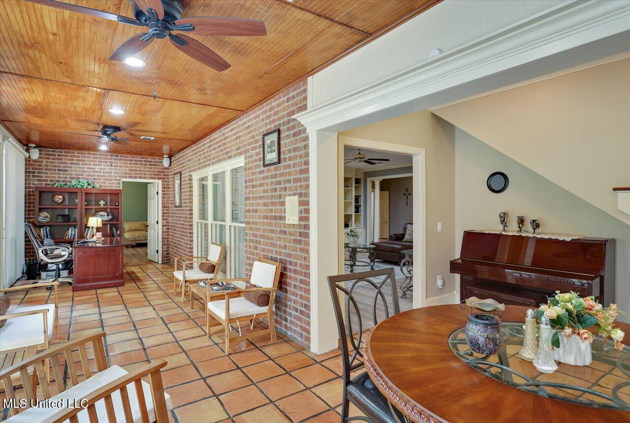 2 White Oak Place Clinton, MS 39056 - Photo 27 of 63 27-2 White Oak Pl