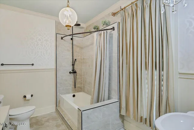 $469,900 | 2 White Oak Place, Clinton, MS 39056