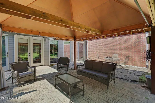 $469,900 | 2 White Oak Place, Clinton, MS 39056