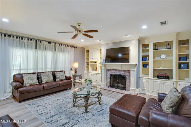 $469,900 | 2 White Oak Place, Clinton, MS 39056