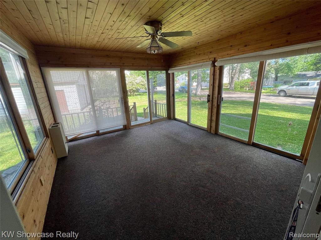 319 Byron Road Howell, MI 48843 - Photo 13 of 43