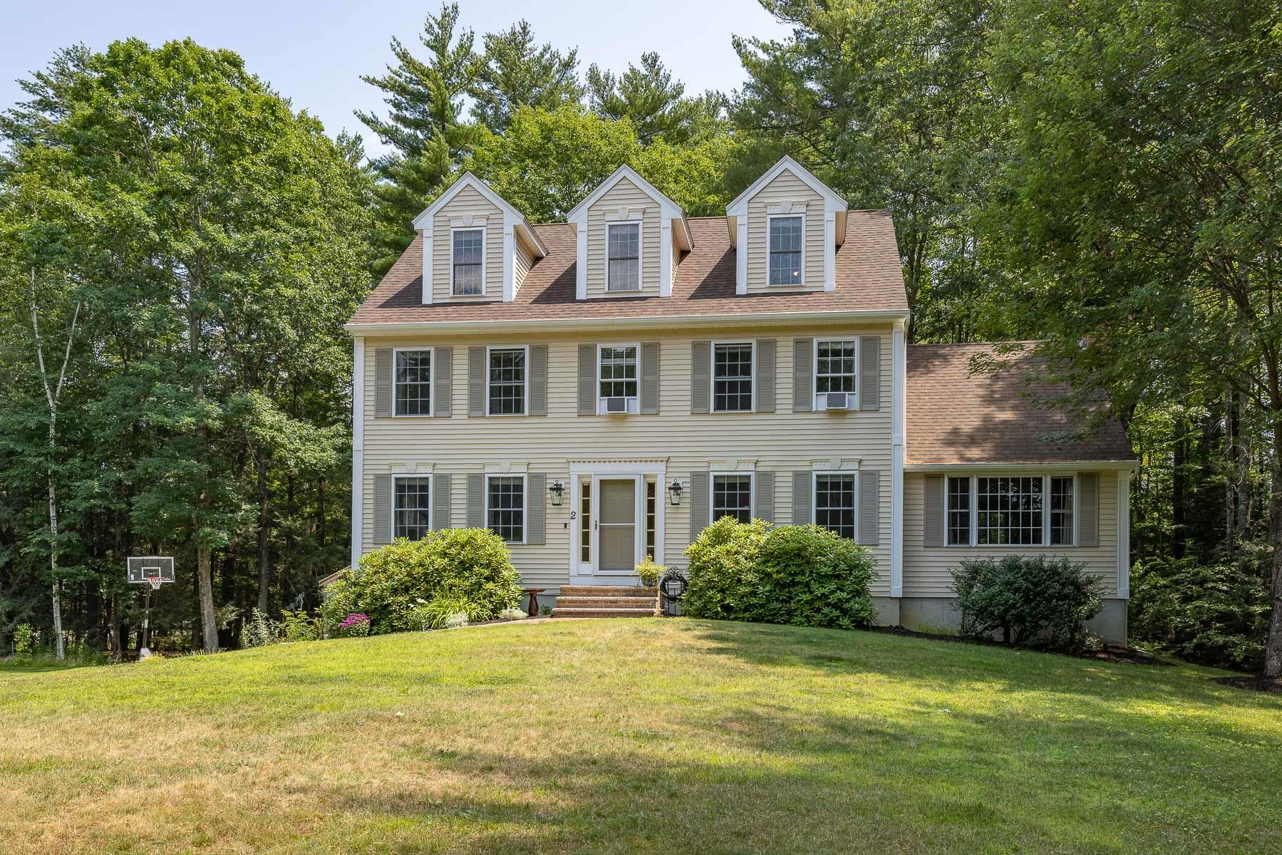 2 Chapman Way Exeter, NH 03833 - Photo 1 of 39 Gallery Image 1