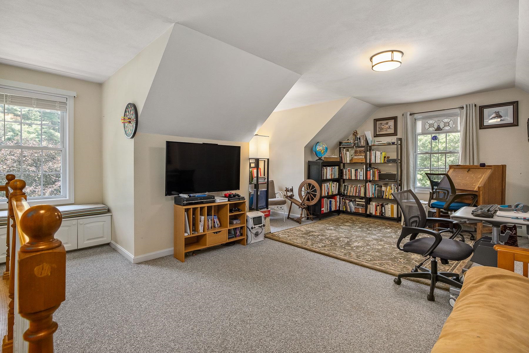 2 Chapman Way Exeter, NH 03833 - Photo 11 of 39 Gallery Image 11