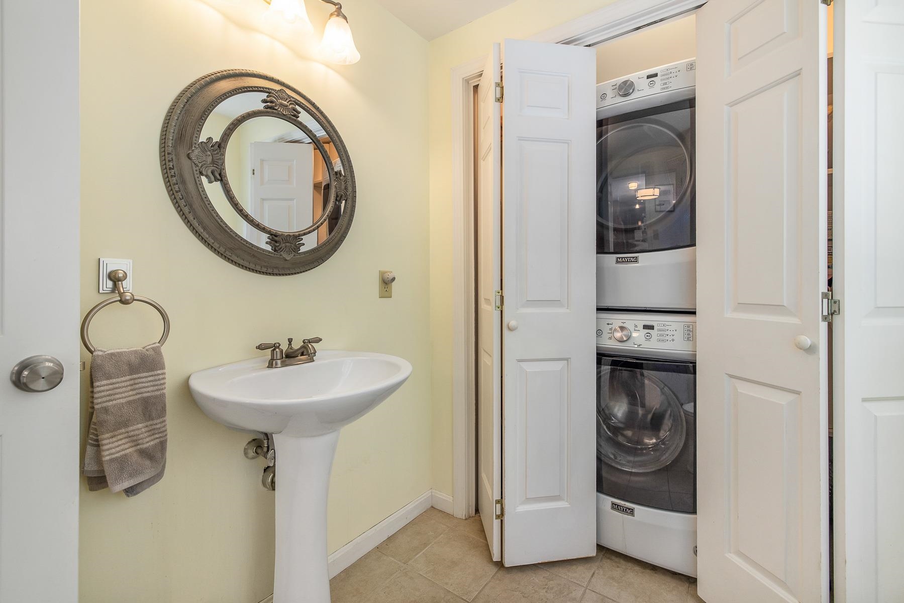2 Chapman Way Exeter, NH 03833 - Photo 24 of 39 Gallery Image 24