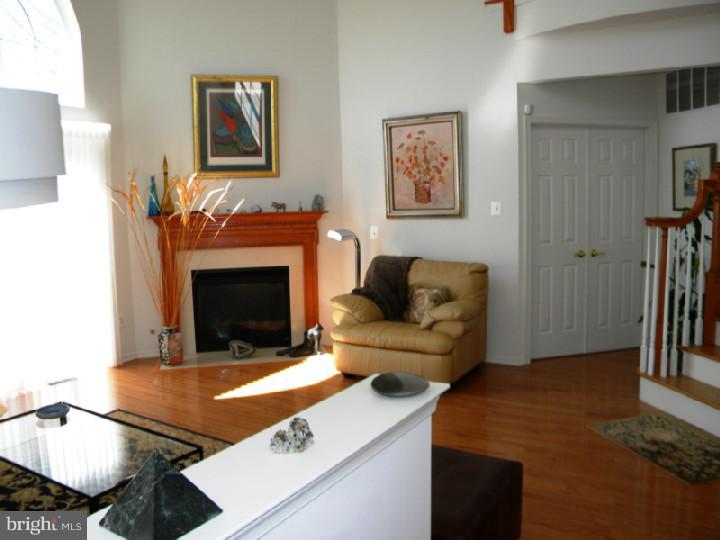 10 Cypress Point Road Westampton, NJ 08060 - Photo 2 of 24 Family Room