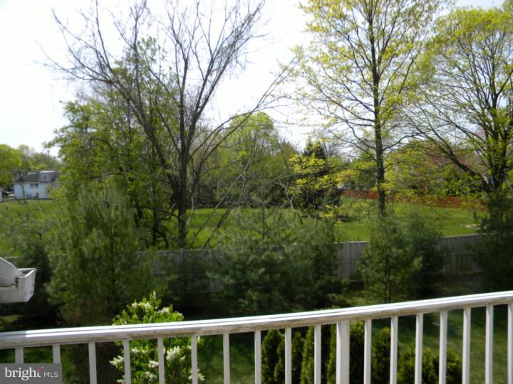 10 Cypress Point Road Westampton, NJ 08060 - Photo 15 of 24 View in Back