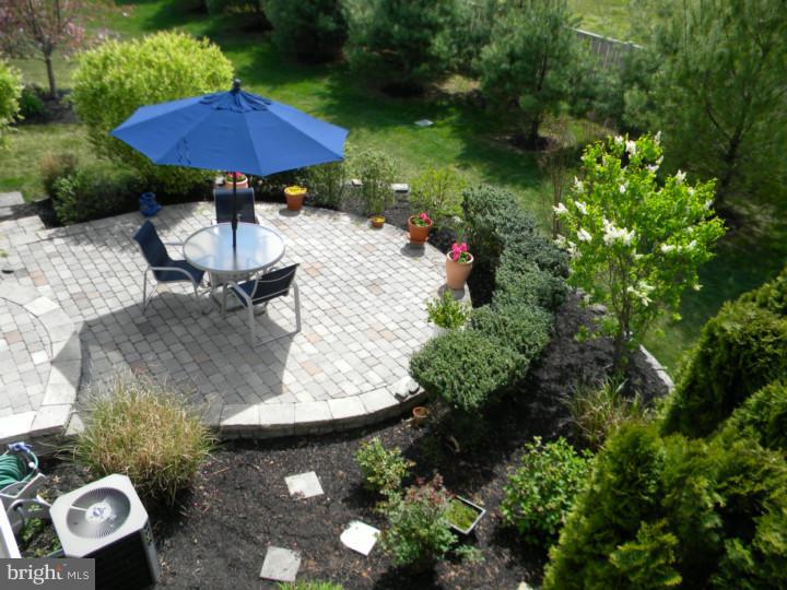 10 Cypress Point Road Westampton, NJ 08060 - Photo 16 of 24 View in Back