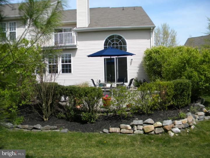 10 Cypress Point Road Westampton, NJ 08060 - Photo 20 of 24 Back Yard