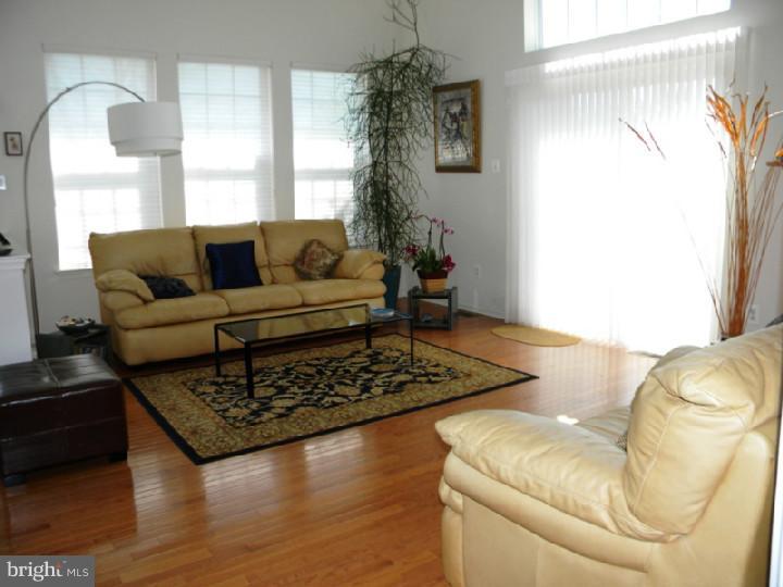 10 Cypress Point Road Westampton, NJ 08060 - Photo 3 of 24 Family Room
