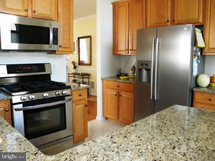 10 Cypress Point Road Westampton, NJ 08060 - Photo 6 of 24 Kitchen